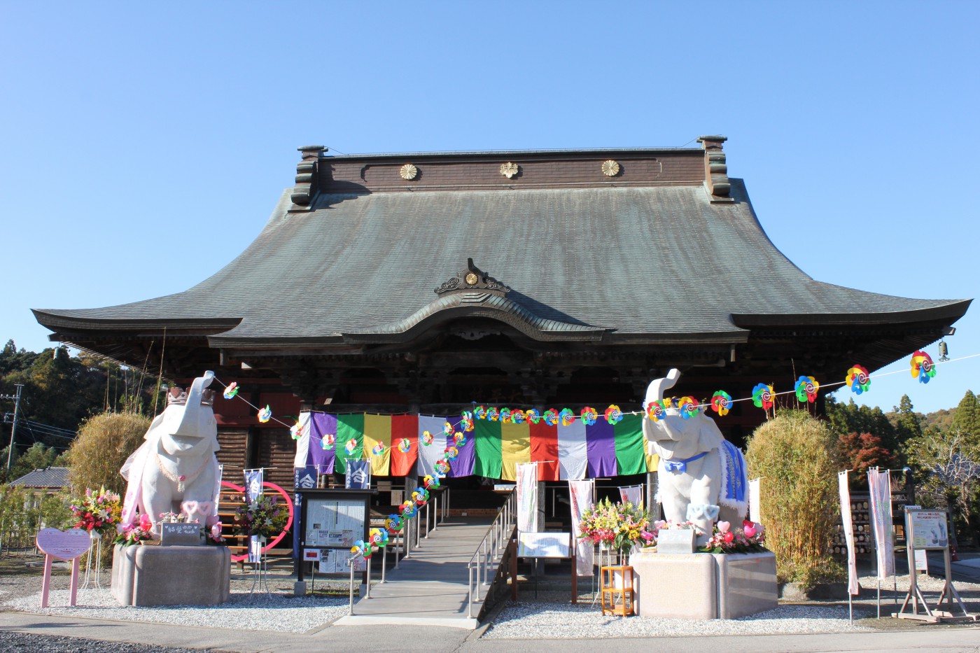 千葉県で金運アップ 宝くじ当選なら長福寿寺の 吉ゾウくん