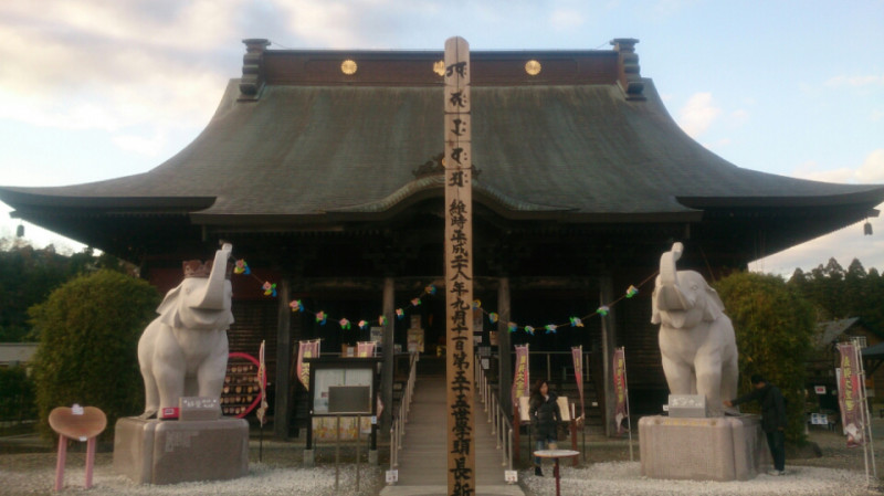 長福寿寺の本堂